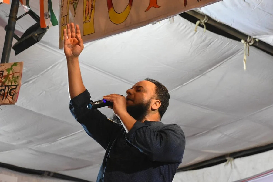 Court grants bail to activist Khalid Saifi, questions charge sheet against him